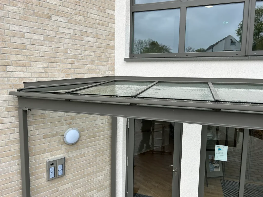 Referenzen Ueberdachungen